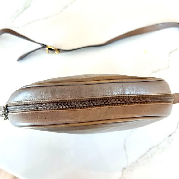 Vintage Salvatore Ferragamo Leather Crossbody Bag - Picture 5 of 12